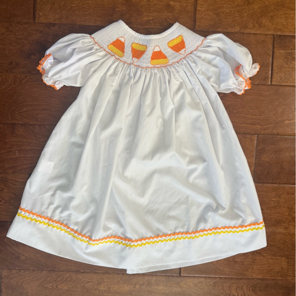 Like New Size 6 Nola Smocked White Dress with Candy Corn Embroidery